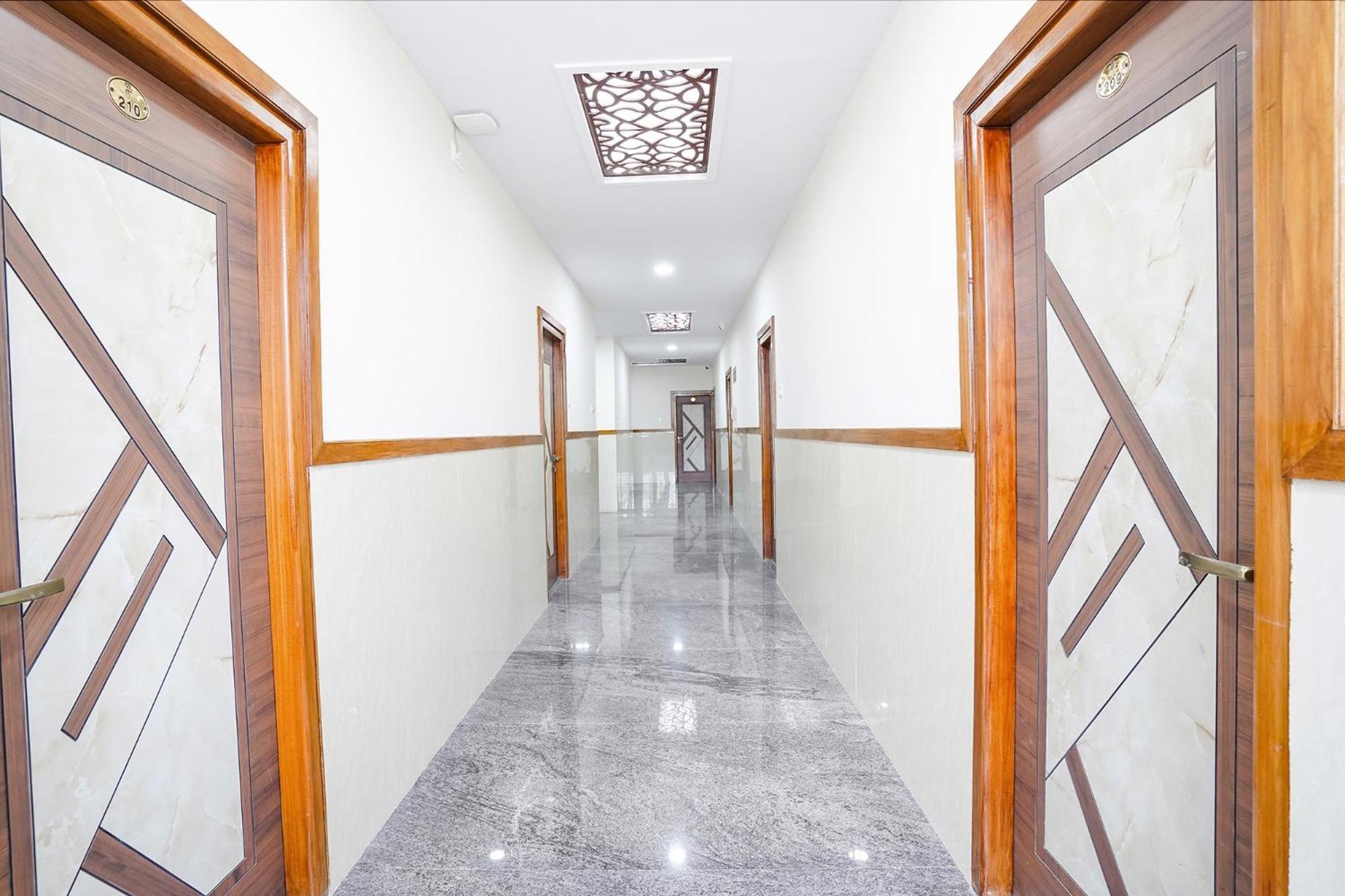 Fabhotel Platinum Palace - Nr Magadi Main Road Bangalore Exterior photo