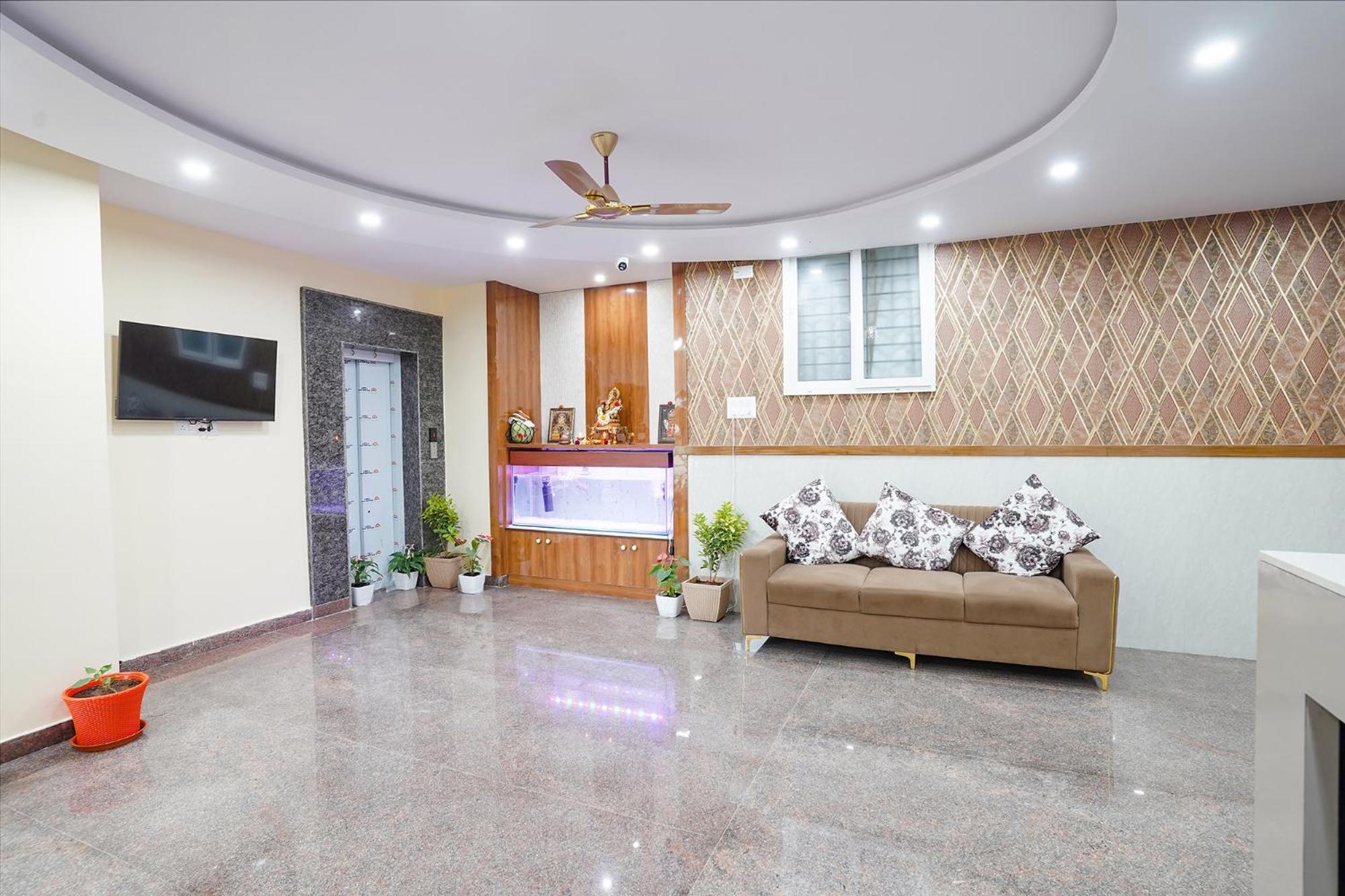 Fabhotel Platinum Palace - Nr Magadi Main Road Bangalore Exterior photo